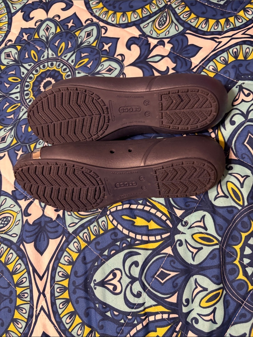 Crocs navy ballet flat Slip-Ons with Silver Line Accent - Picture 5 of 5